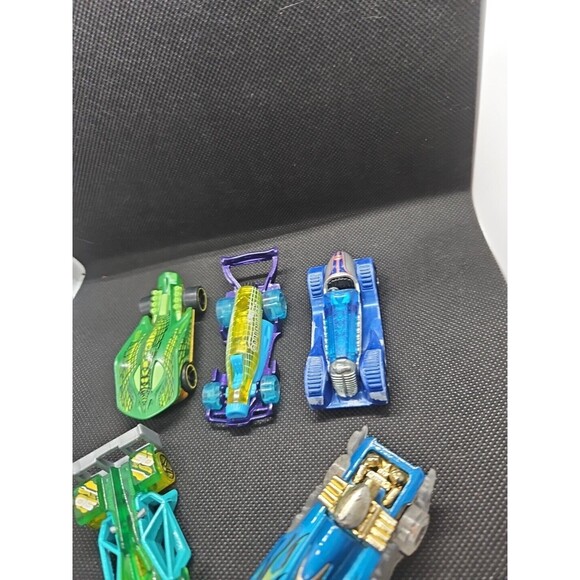 Hot Wheels Lot of 5 Mad Splash, Brit Speed, Super Stinger, DTX08 - Picture 2 of 12